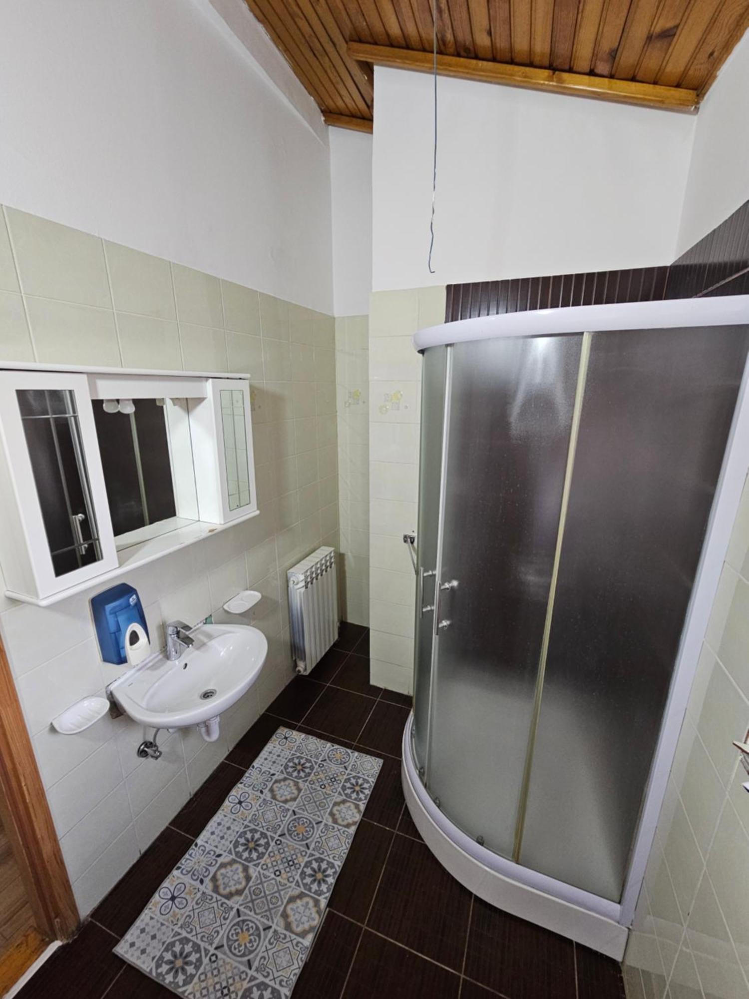 Leopold Chillout Hostel Sarajevo Exterior photo