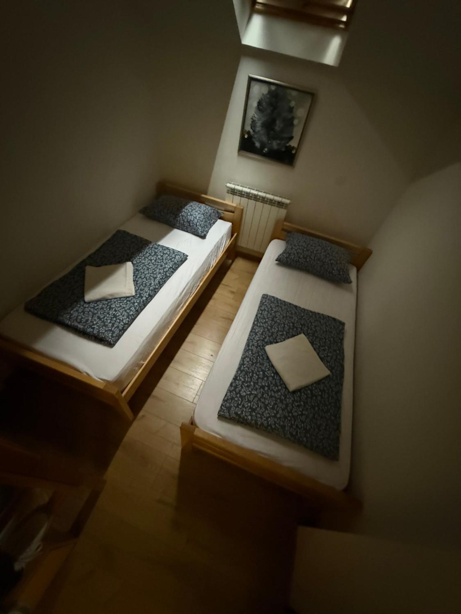 Leopold Chillout Hostel Sarajevo Exterior photo